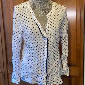 White abs blue loft printed blouse